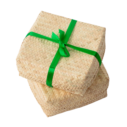 A cut out image of a custom build your own self care gift basket in Ubud. 